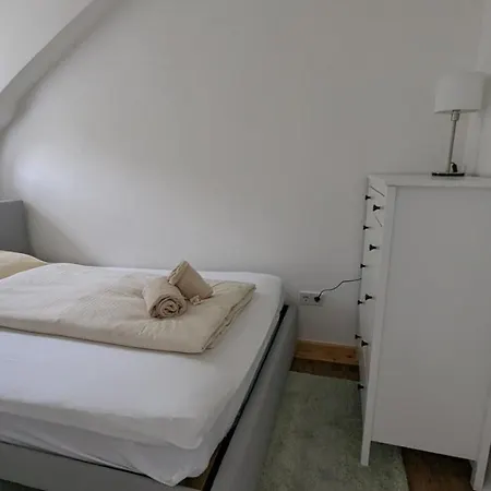 Liboria I Als Gruppe Im Denkmal Augsburgs Augsburgo