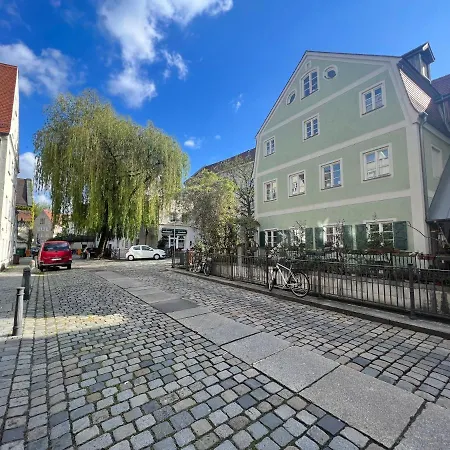 Liboria I Als Gruppe Im Denkmal Augsburgs Apartment