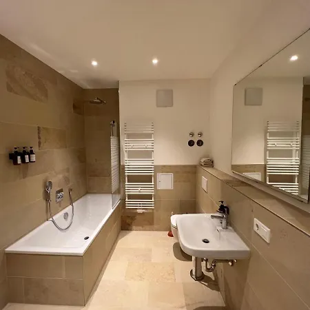 Apartment Liboria I Als Gruppe Im Denkmal Augsburgs Augsburg