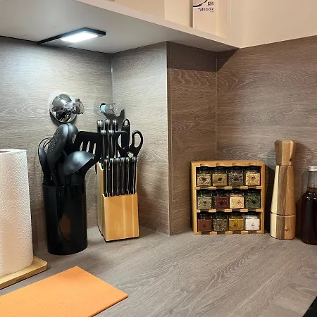 Liboria I Als Gruppe Im Denkmal Augsburgs * Augsburg