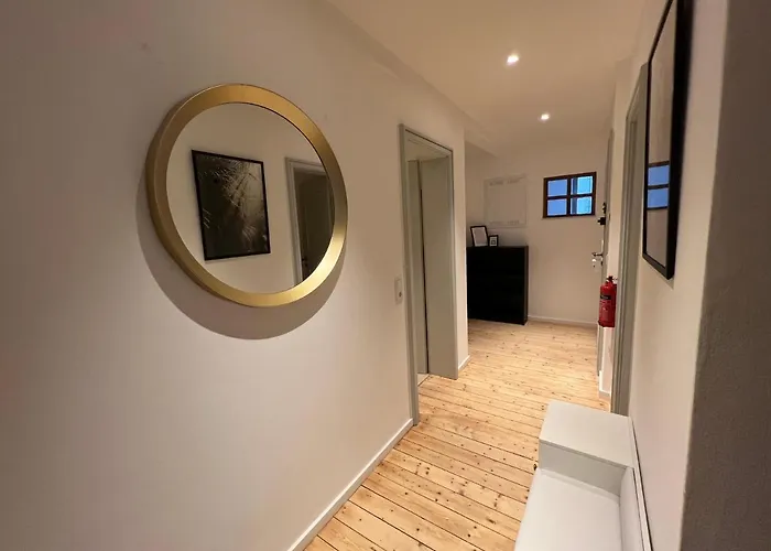 Liboria I Als Gruppe Im Denkmal Augsburgs *